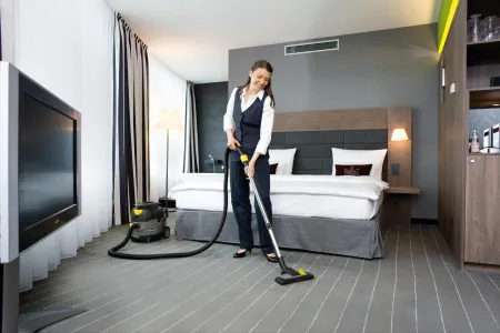 Пылесос сухой уборки Karcher T 15/1