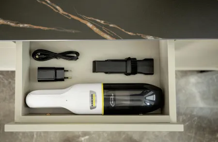 Ручной пылесос Karcher CVH 3 Plus