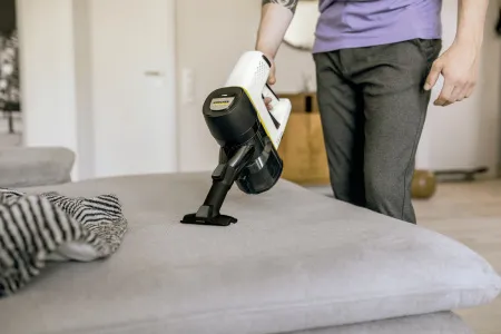 Аккумуляторный вертикальный пылесос Karcher VC 4 Cordless Premium MyHome