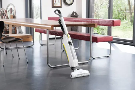 Аппарат для влажной уборки Karcher FC 5 Premium White