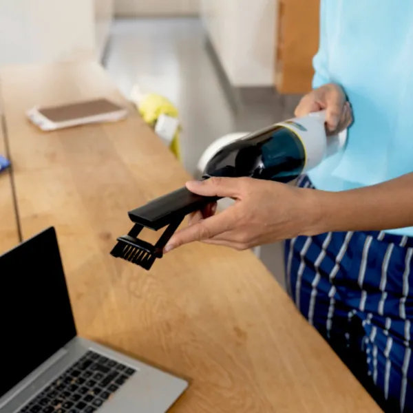 Ручной пылесос Karcher CVH 2