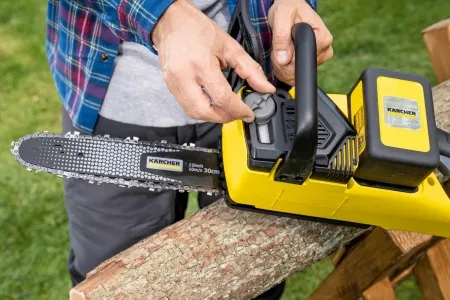 Аккумуляторная пила Karcher CNS 18-30 Battery