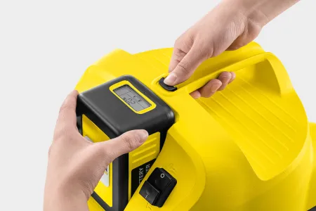 Аккумуляторный хозяйственный пылесос Karcher WD 3 Battery