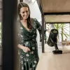Аккумуляторный вертикальный пылесос Karcher VC 6 Cordless ourFamily Battery Plus