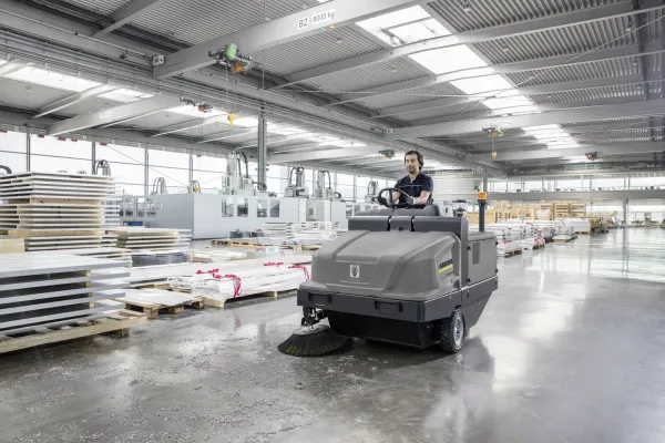 Подметально-всасывающая машина Karcher KM 120/250 R Lpg Classic