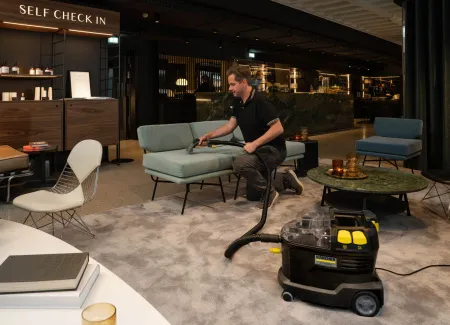 Аппарат для чистки ковров Karcher Puzzi 8/1 Anniversary Edition