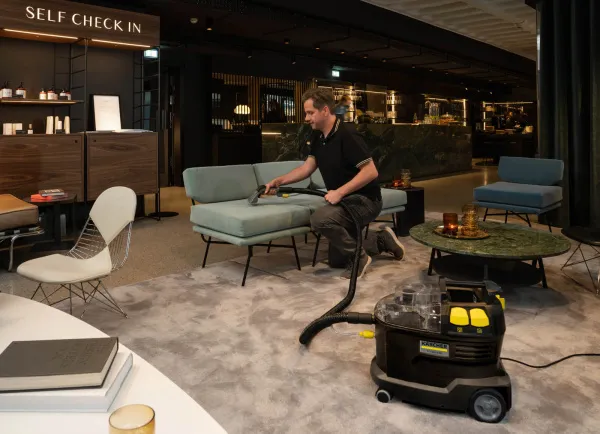 Аппарат для чистки ковров Karcher Puzzi 8/1 Anniversary Edition