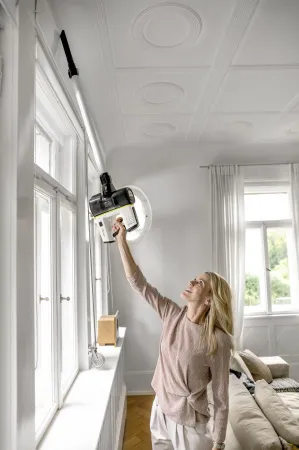 Аккумуляторный вертикальный пылесос Karcher VC 7 Cordless yourMax Pet