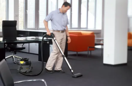 Пылесос сухой уборки Karcher T 12/1 (снят с производства)