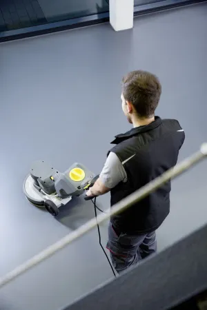 Уборочная машина Karcher BDS 43/Duo C