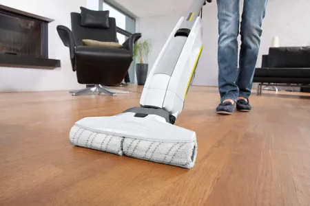 Аппарат для влажной уборки Karcher FC 5 Premium White