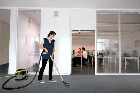 Пылесос сухой уборки Karcher T 15/1