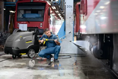 Аппарат высокого давления с подогревом воды Karcher HDS-E 8\16-4 M 12KW