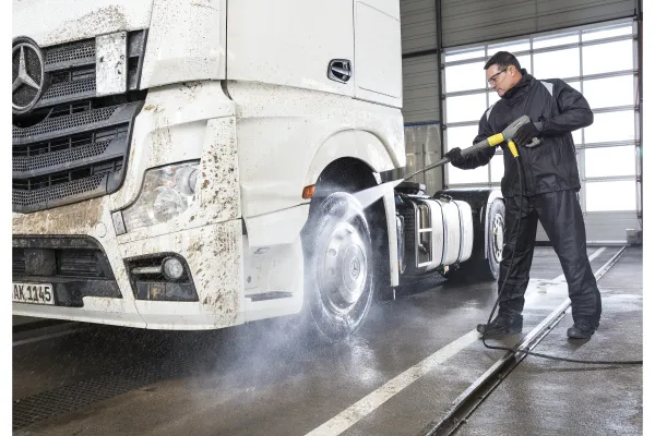 Аппарат высокого давления Karcher HD 9/20-4 M *EU