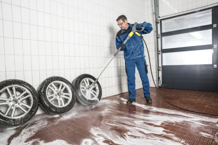 Аппарат высокого давления с подогревом воды Karcher HDS-E 8\16-4 M 12KW