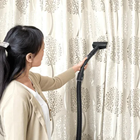 Пылесос сухой уборки Karcher VC 3 Premium
