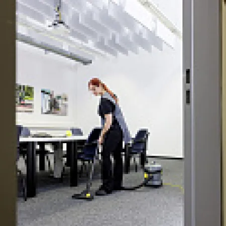 Пылесос сухой уборки Karcher T 11/1 Classic