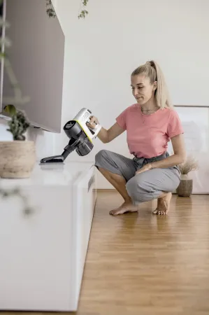 Аккумуляторный вертикальный пылесос Karcher VC 4 Cordless Premium MyHome