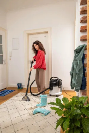 Моющий пылесос Karcher SE 4 Plus