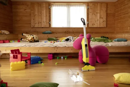 Аппарат для влажной уборки Karcher FC 5 Cordless