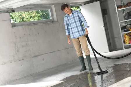 Хозяйственный пылесос Karcher WD 3 V-17/4/20 (MV 3)