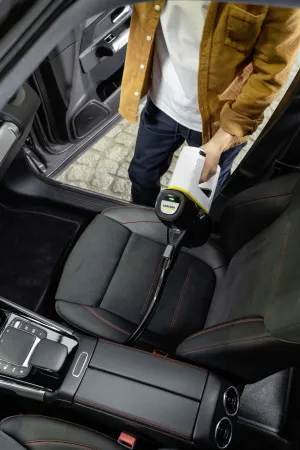 Аккумуляторный вертикальный пылесос Karcher VC 4 Cordless MyHome Car