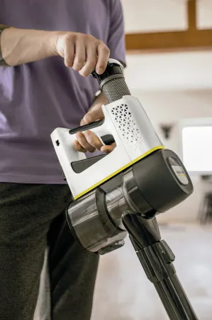 Аккумуляторный вертикальный пылесос Karcher VC 4 Cordless Premium MyHome