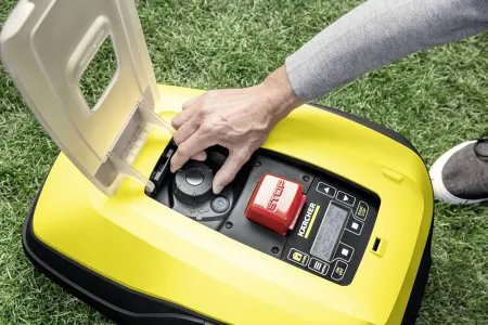 Газонокосилка-робот Karcher RLM 4