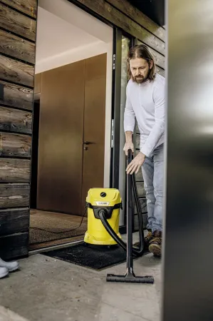 Хозяйственный пылесос Karcher WD 3 V-17/4/20 (MV 3)