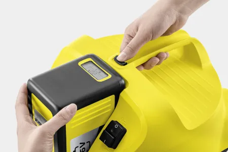 Аккумуляторный хозяйственный пылесос Karcher WD 3 Battery Set