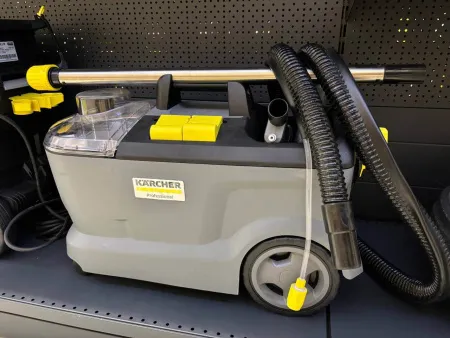 Аппарат для чистки ковров Karcher Puzzi 10/1 (Демонстрационный образец. Полная комплектация. Отсутствует упаковочная коробка)