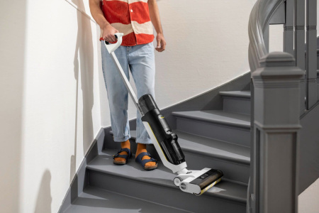 Вертикальный моющий пылесос Karcher FCV 3 Natural N (Полная комплектация. Отсутствует упаковочная коробка)