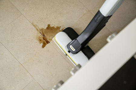 Аппарат для влажной уборки пола Karcher FC 4-4 Battery Set Аппарат для влажной уборки пола Karcher FC 4-4 Battery Set