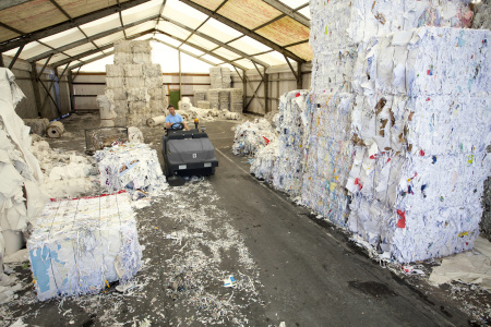 Подметально-всасывающая машина Karcher KM 130/300 R LPG