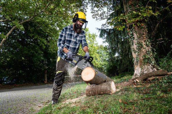 Аккумуляторная пила Karcher CS 400/36 Bp Pack *EU Аккумуляторная пила Karcher CS 400/36 Bp Pack *EU