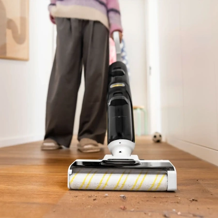 Вертикальный моющий пылесос Karcher FCV 4 Dry Extra
