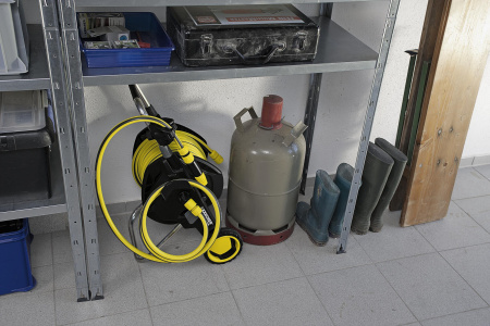 Тележка для шланга Karcher НТ 4.520 (в комплекте, 5/8") Тележка для шланга Karcher НТ 4.520 (в комплекте, 5/8")