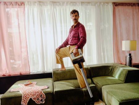 Аккумуляторный вертикальный пылесос Karcher VC 6 Cordless OurFamily Pet