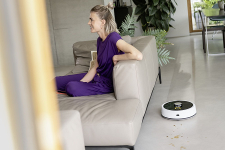 Робот для влажной уборки твердых полов Karcher RCF 3