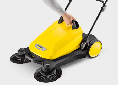 Подметальная машина Karcher S 4