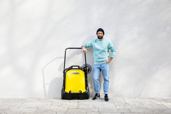 Подметальная машина Karcher S 6