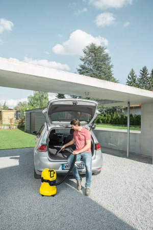 Аккумуляторный хозяйственный пылесос Karcher WD 3 Battery