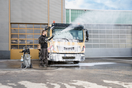 Аппарат высокого давления Karcher HD 7/14-4 M Аппарат высокого давления Karcher HD 7/14-4 M