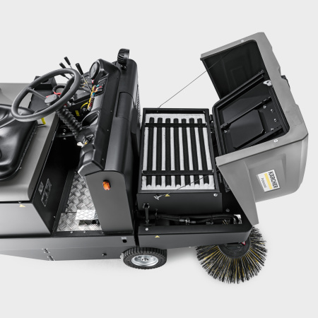 Подметальная машина Karcher KM 105/180 R Bp Pack Classic