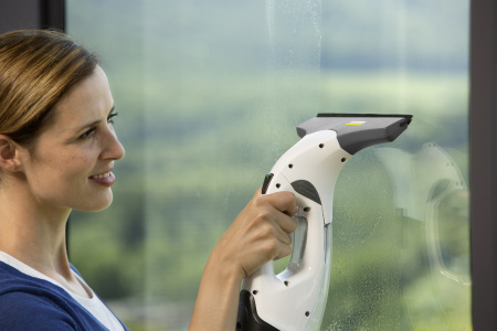 Стеклоочиститель Karcher WV 2 Premium Plus (white) (снят с производства) Стеклоочиститель Karcher WV 2 Premium Plus (white) (снят с производства)