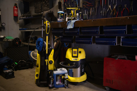 Аккумуляторный хозяйственный пылесос Karcher WD 3 Battery