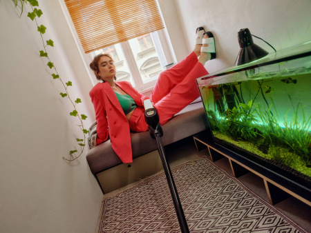 Аккумуляторный вертикальный пылесос Karcher VC 4 Cordless MyHome Pet