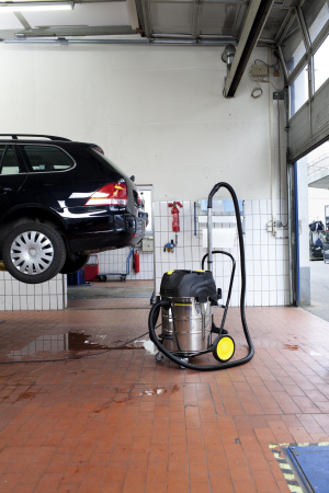 Пылесос для влажной и сухой уборки Karcher NT 75/2 Ap Me Tc