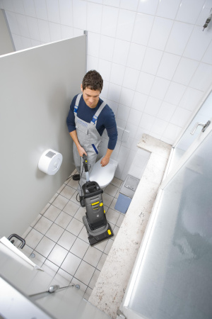 Поломоечная машина Karcher BR 30/4 C