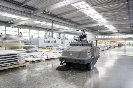 Подметально-всасывающая машина Karcher KM 120/250 R Lpg Classic